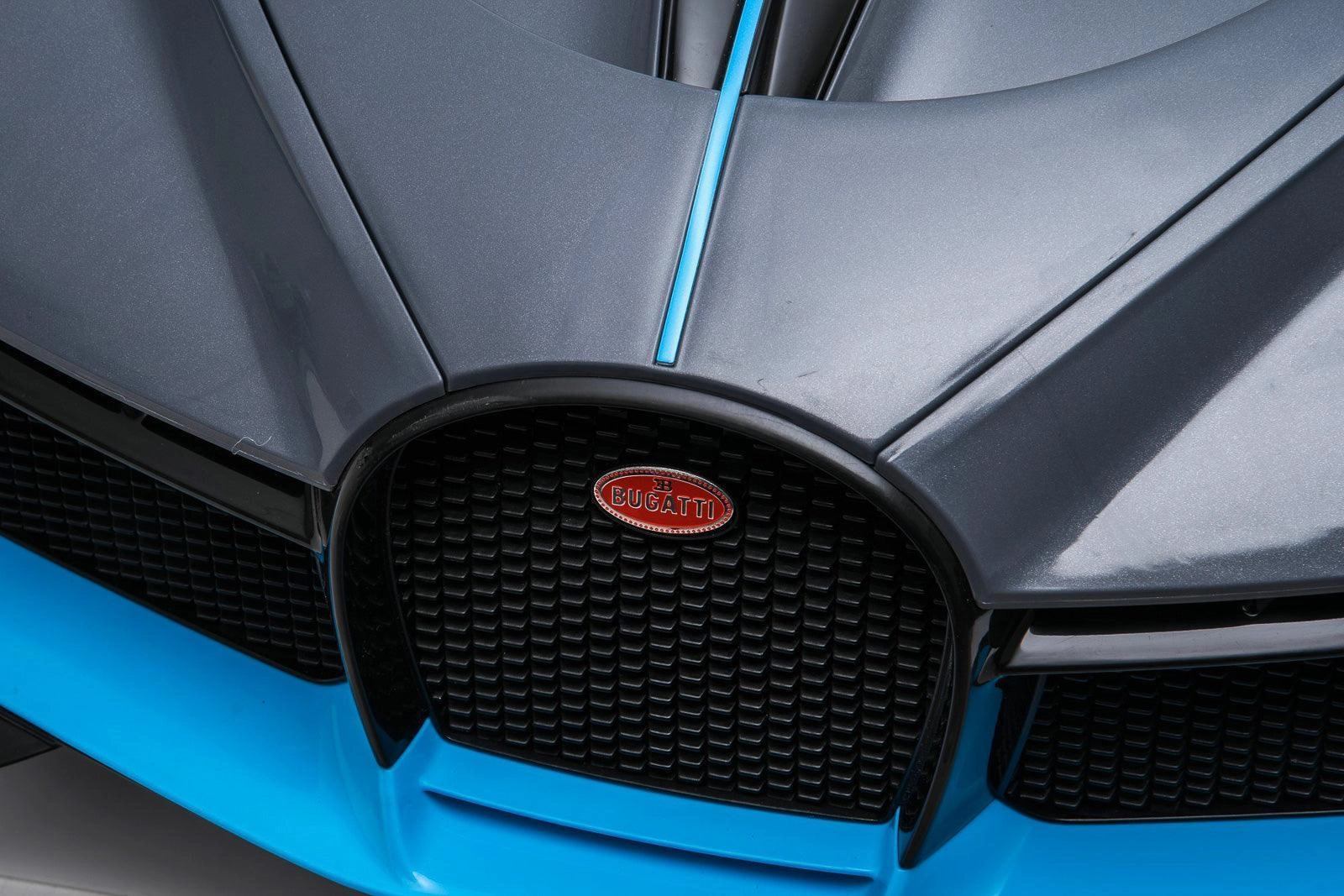 BUGATTI Divo 12V Battery Ride-on Car with Remote Control