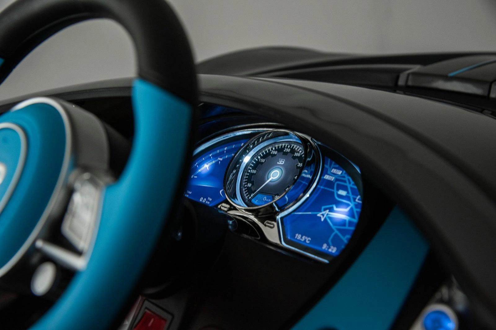 BUGATTI Divo 12V Battery Ride-on Car with Remote Control