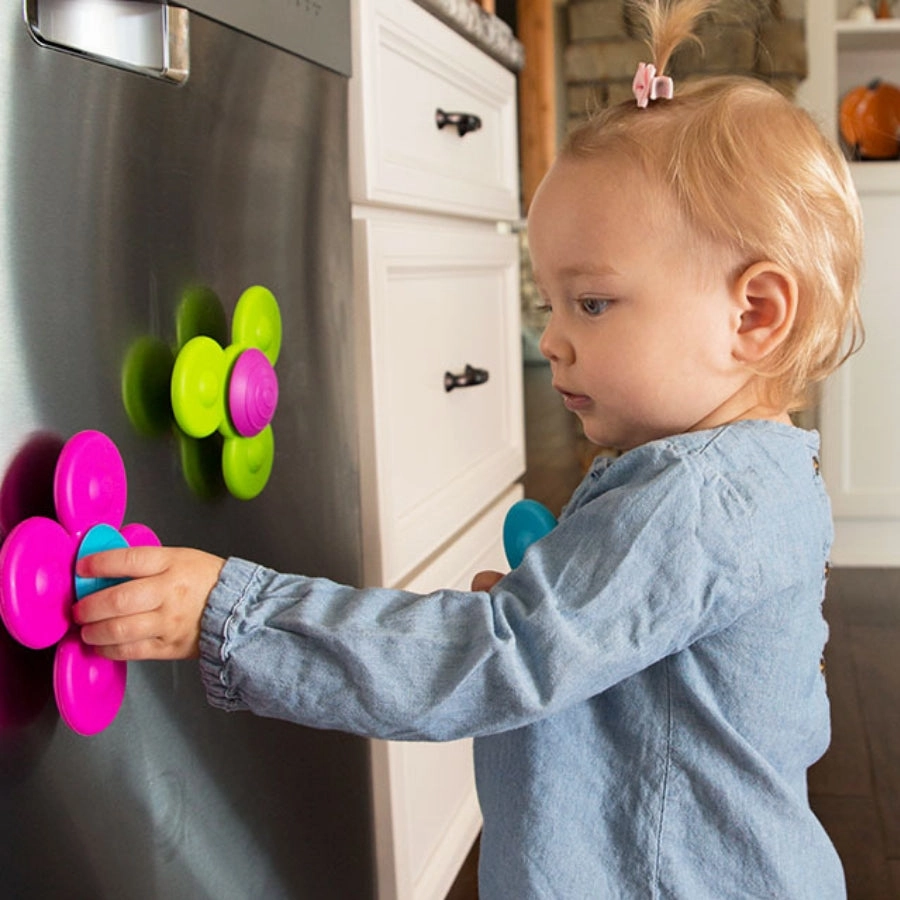 Fat Brain Toys - Whirly Squigz - Baby Toy