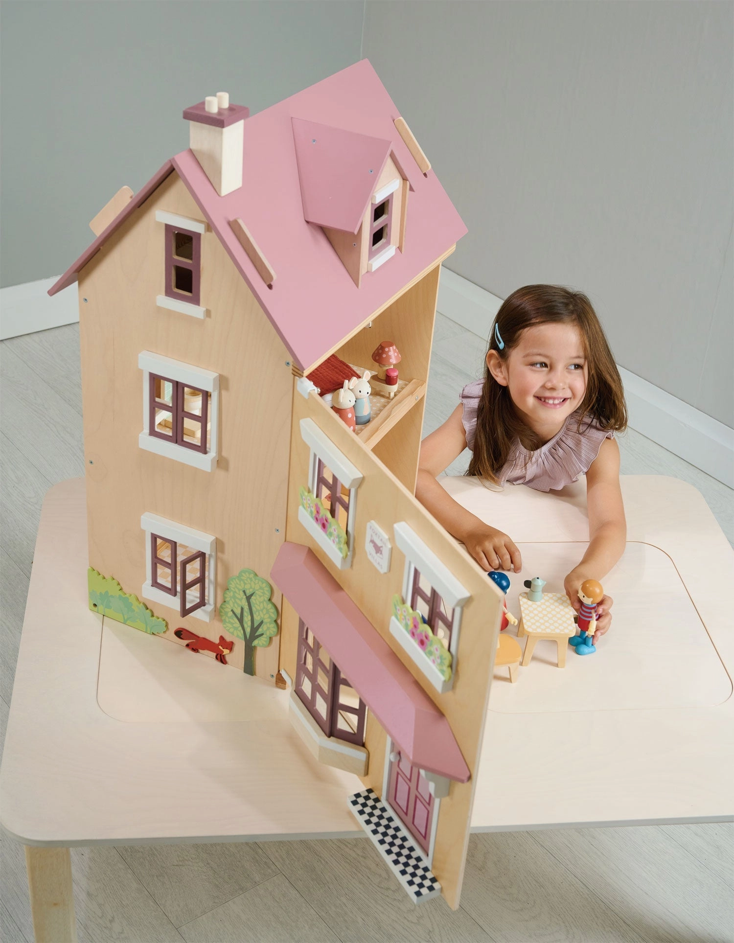 Foxtail Villa Wooden Dollhouse