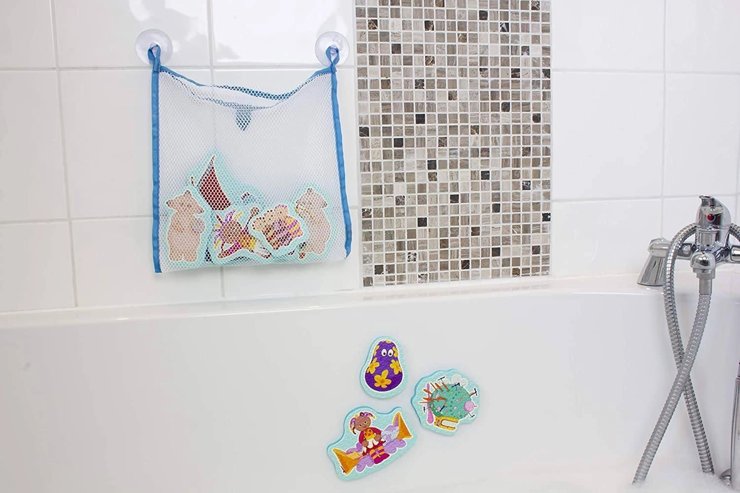 IN THE NIGHT GARDEN 30 Foam Pieces Bath Set