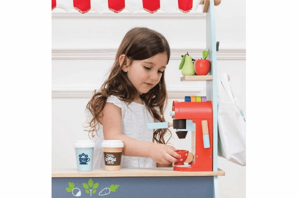 Le Toy Van Wood Coffee Machine and Pods