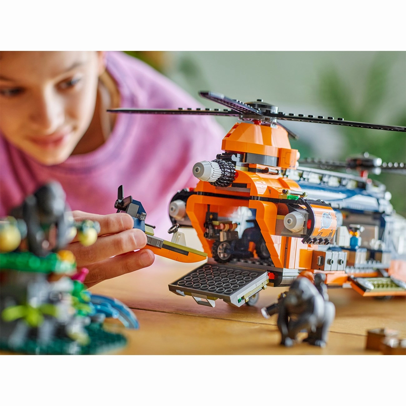 LEGO City Jungle Adventure  Helicopter and Expedition Base