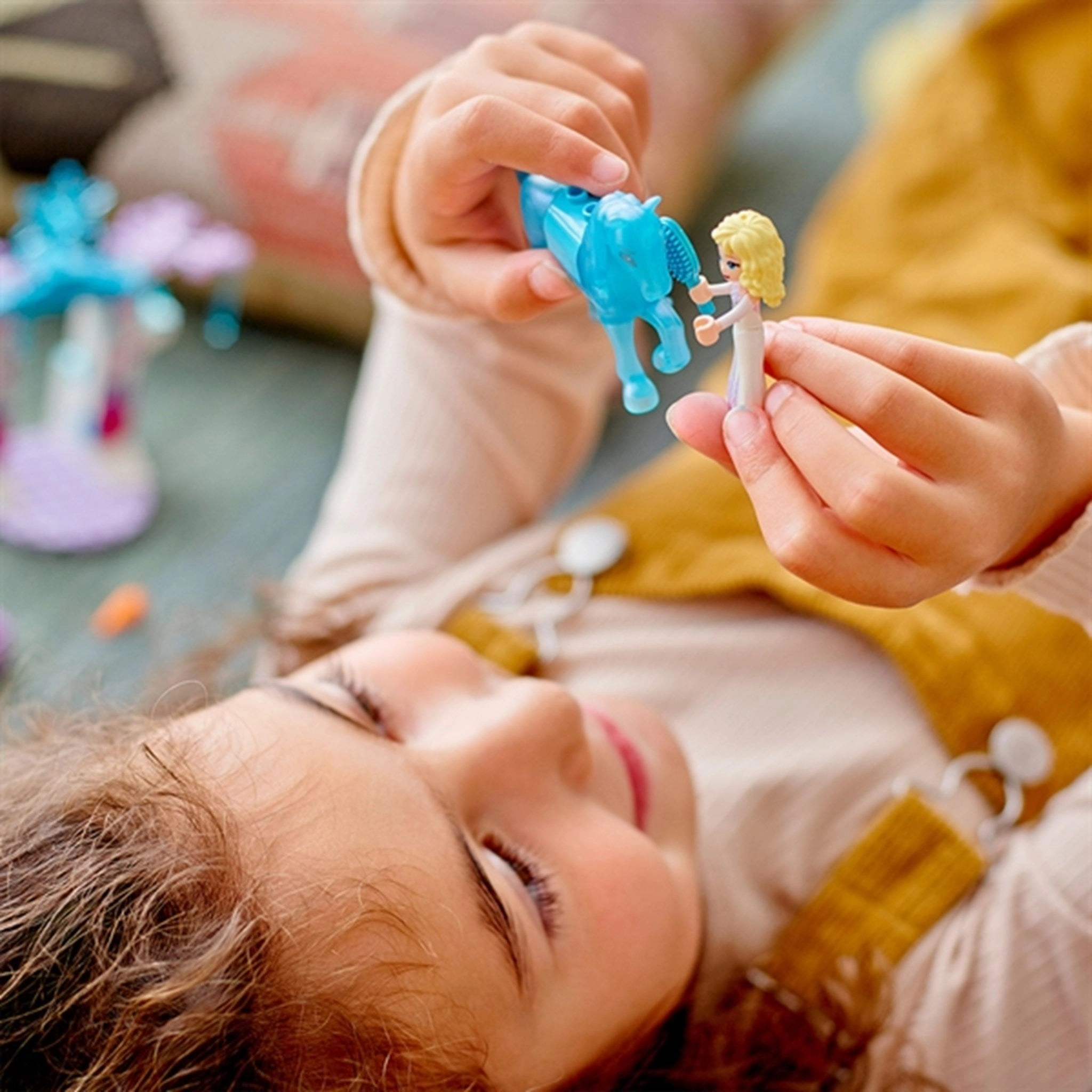 LEGO Disney Elsa and the Nokks Ice Stable