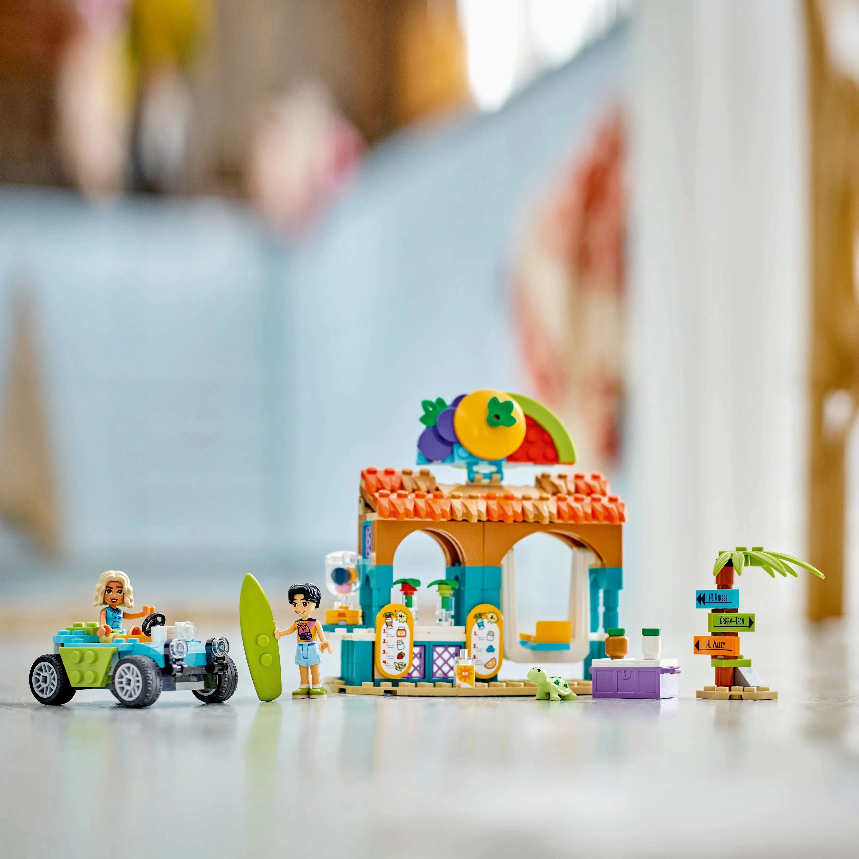 LEGO Friends Beach Smoothie Stand, Kids Play Food Set, Gift Idea for Girls and Boys 42625