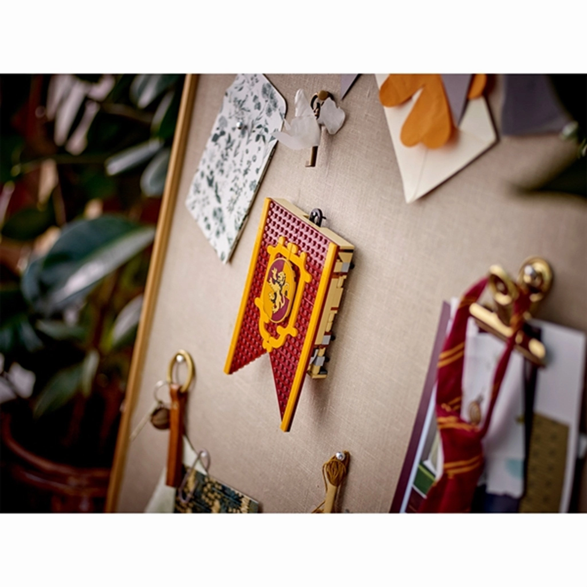 LEGO Harry Potter House Banner Gryffindor