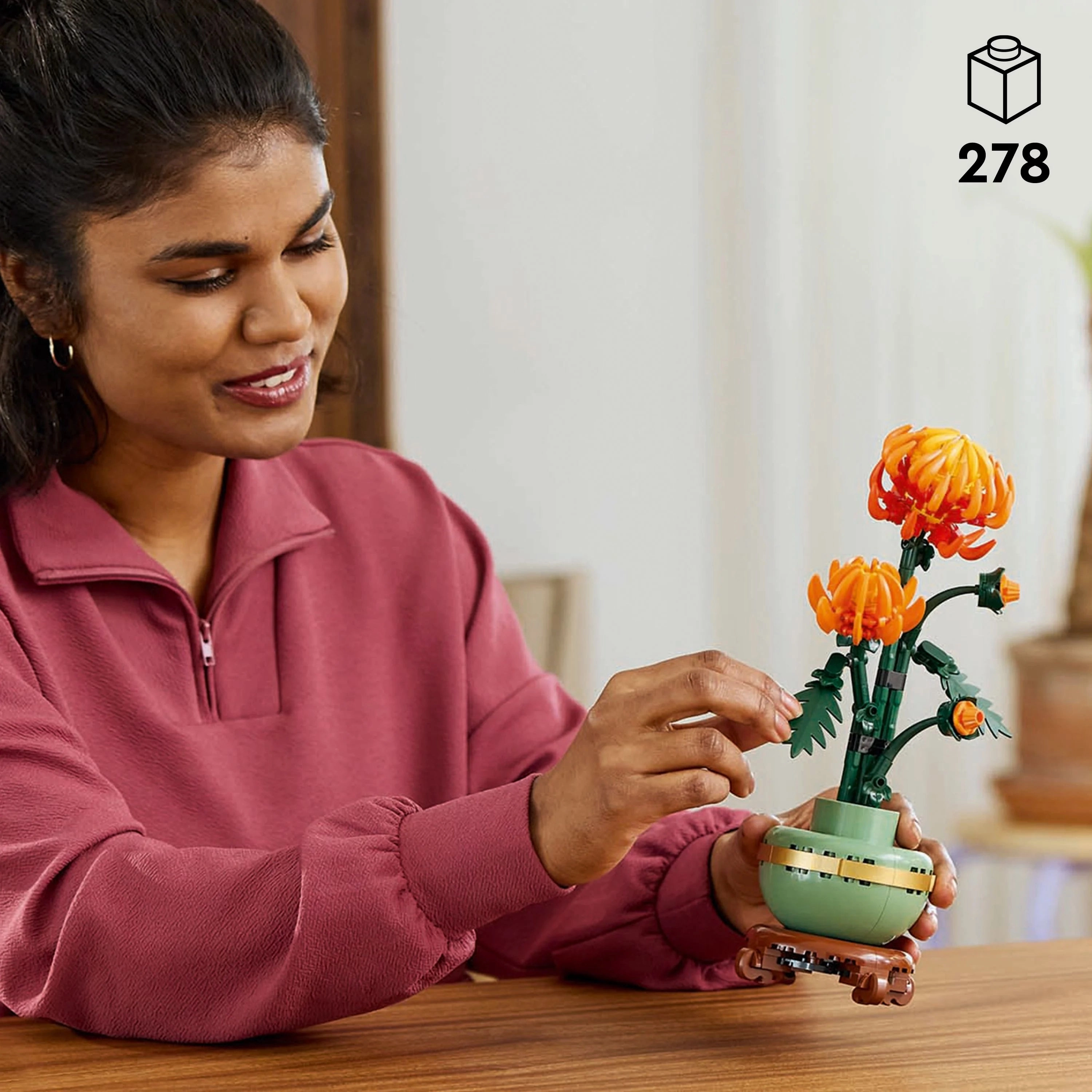 LEGO Icons Chrysanthemum Flower Decor Building Set, Zero-Maintenance Plant Gift for Adults 10368