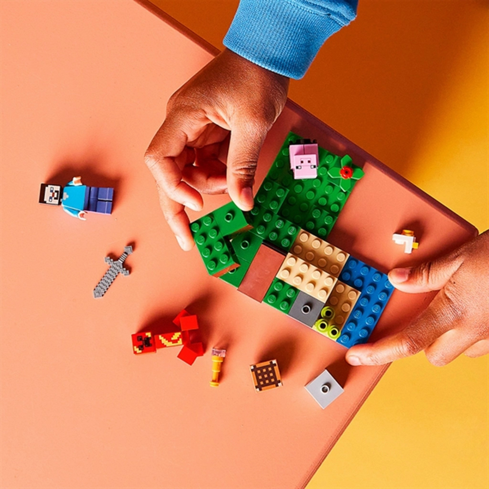 LEGO Minecraft The Creeper Ambush