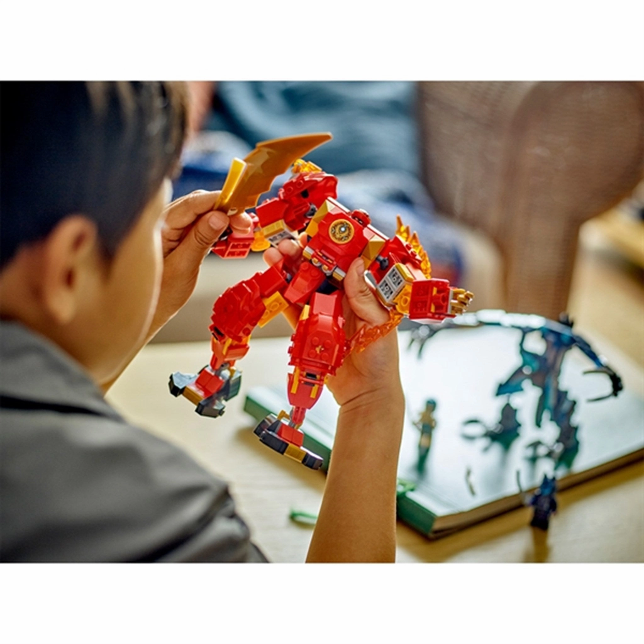 LEGO NINJAGO Kai's Elemental Fire Mech