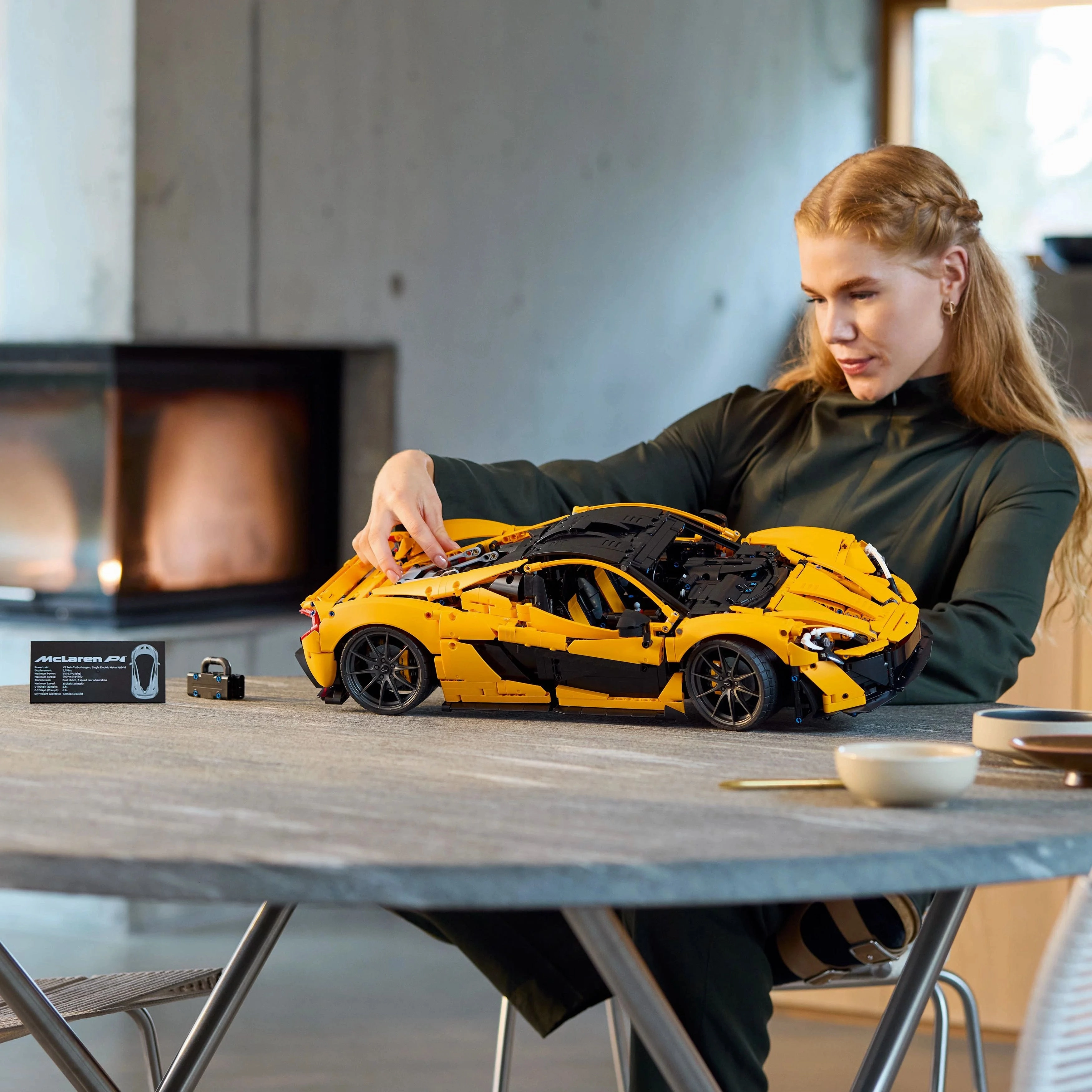 LEGO Technic McLaren P1 Hypercar Set for Adults, Vehicle Enthusiast Gift 42172