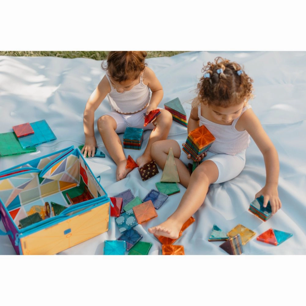MAGNA-TILES Classic Storage Bin & Interactive Playmat