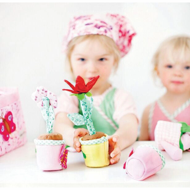 Oskar and Ellen Gardening Set