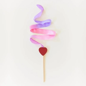 Sarah's Silks Streamer Heart Small
