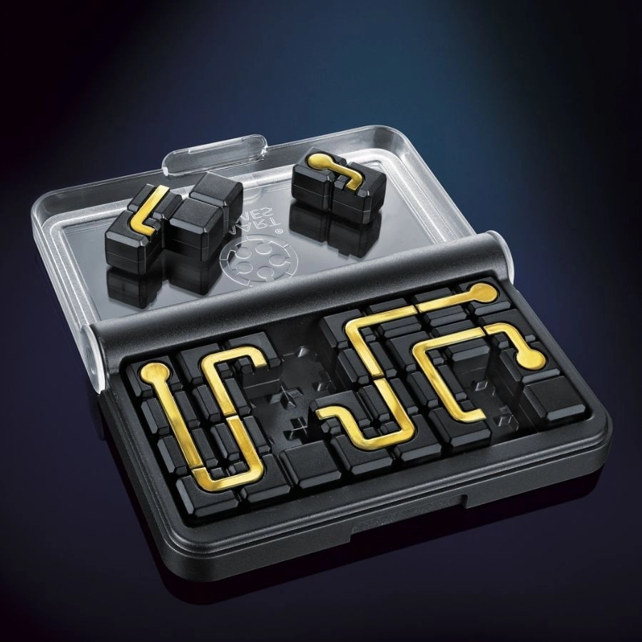 Smart Games - IQ Circuit Puzzle Game