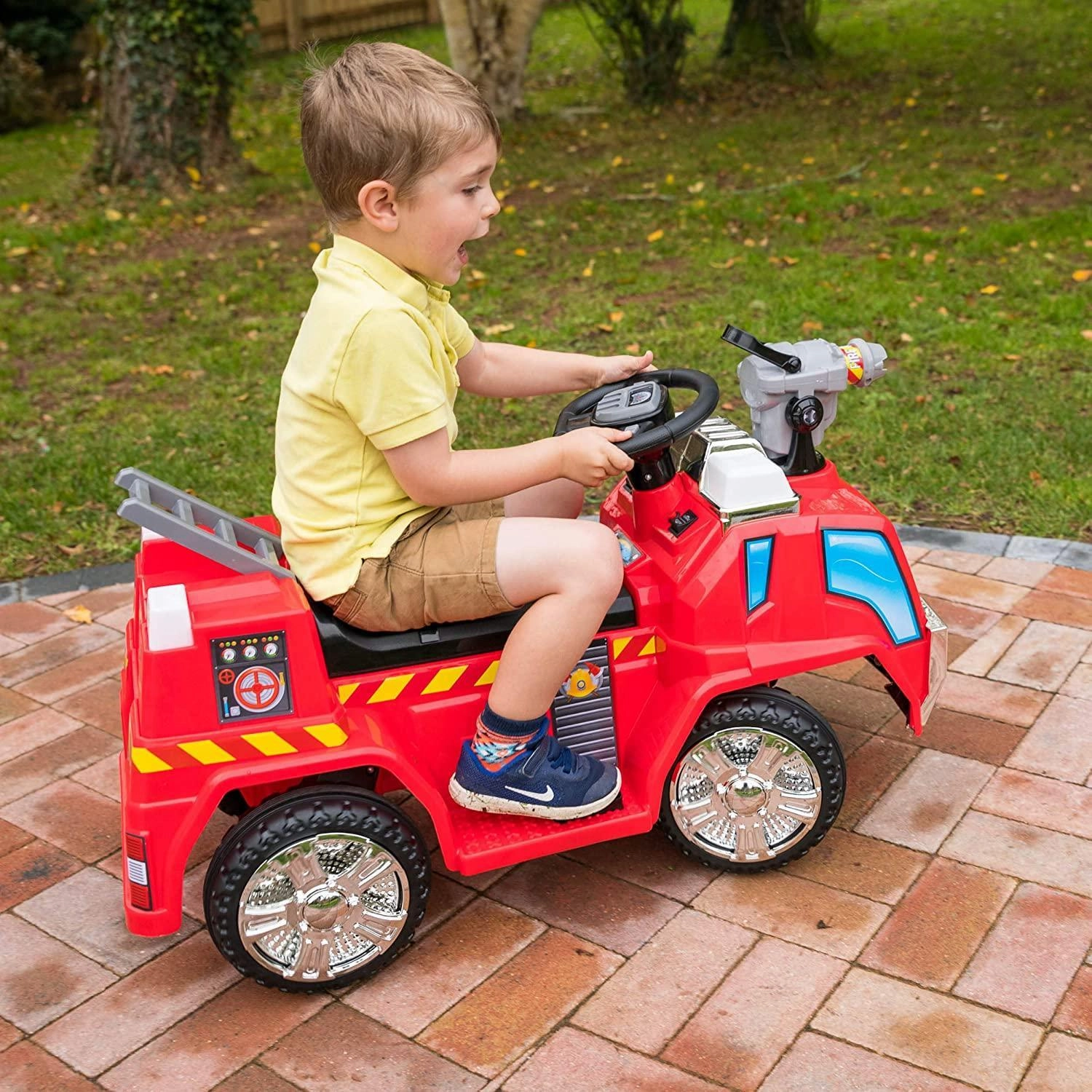 Toyrific Bubbles Children's Battery Ride-on Fire Engine