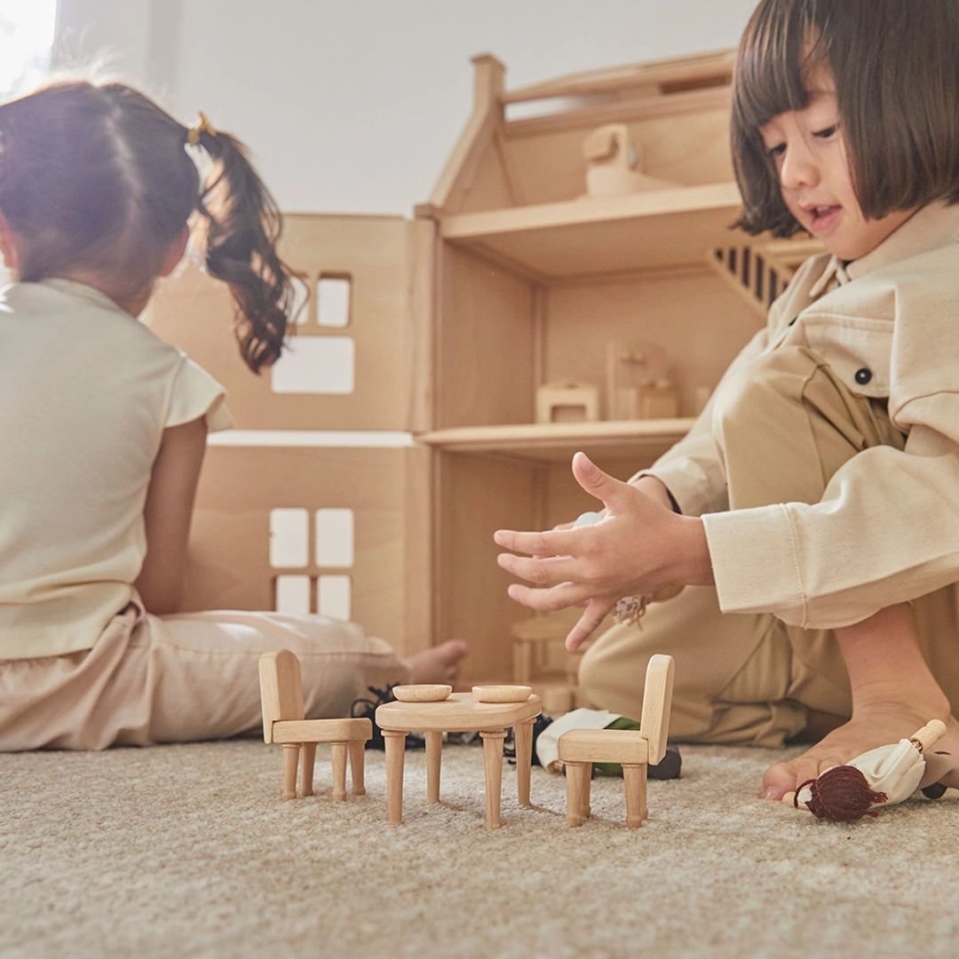 Victorian Wooden Dollhouse Furniture Set