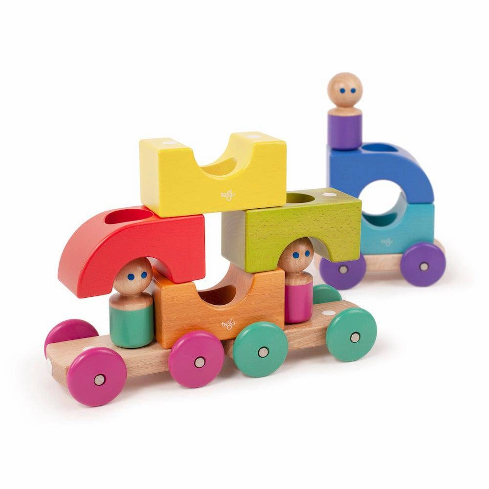 Wooden Magnetic Rainbow Tram