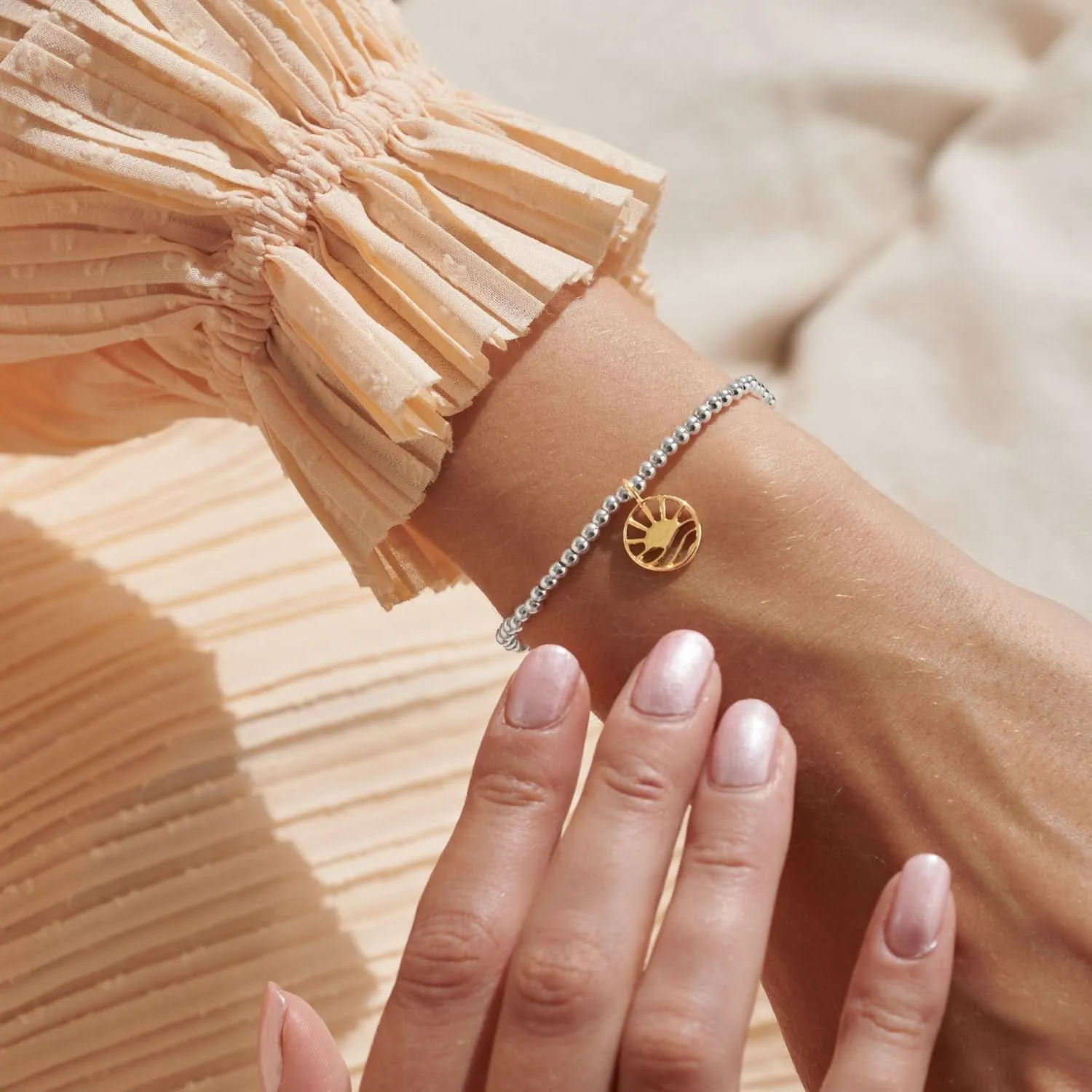 Un Peu de Confiance Dans la Magie des Nouveaux Départs Bracelet Plaqué Argent & Or 8154 Joma Jewellery