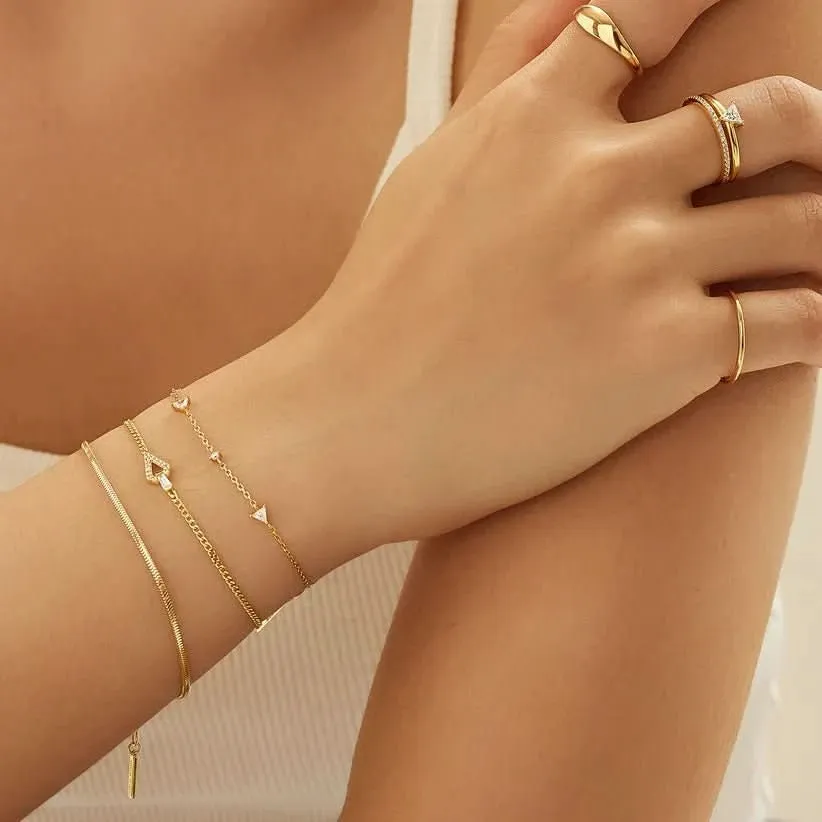 Bracelet station en zircone cubique triangulaire doré Ania Haie B059-03G Bijoux Ania Haie