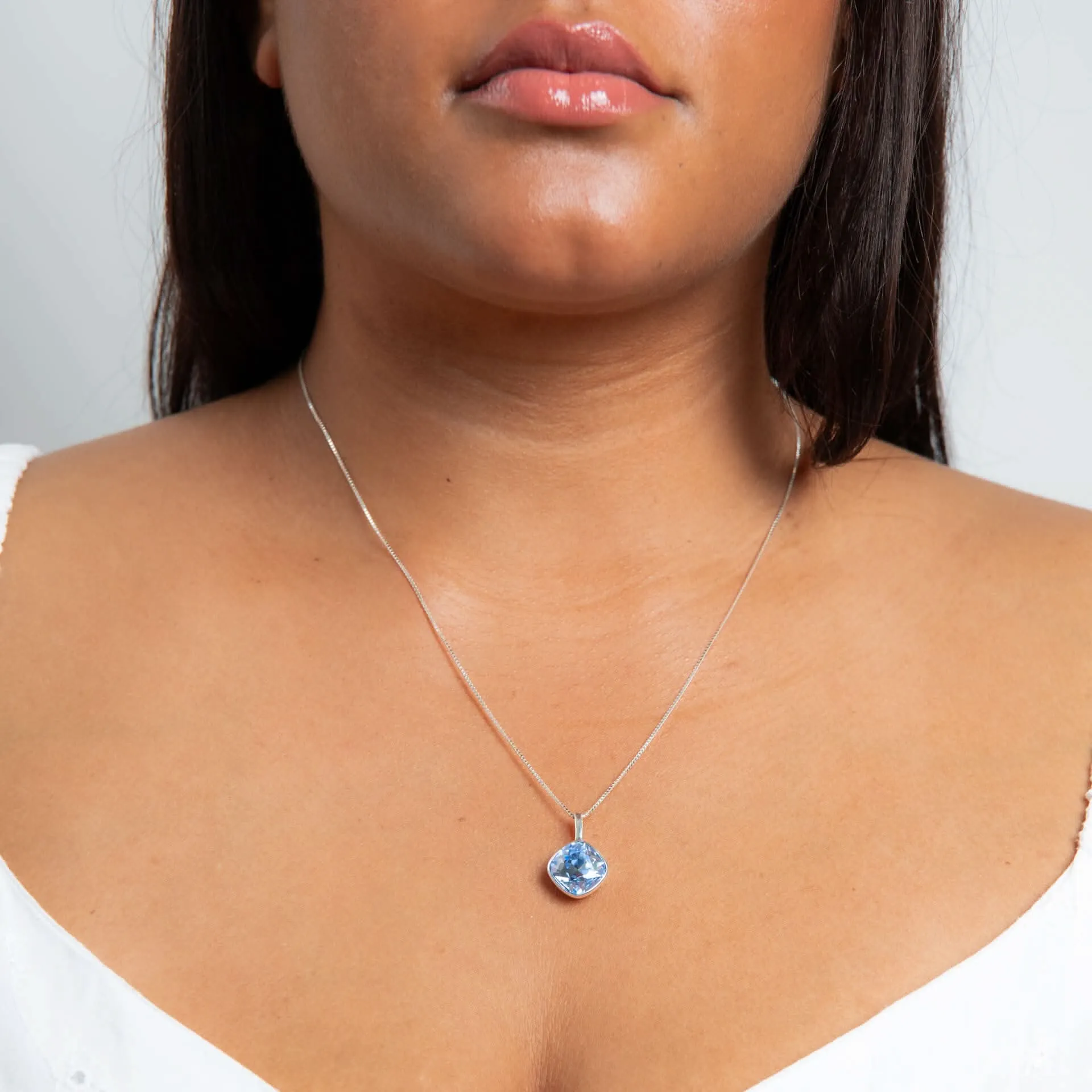Pendentif Beginnings en argent sterling avec saphir clair et cristal bleu P5449T - Bijouterie Beginnings