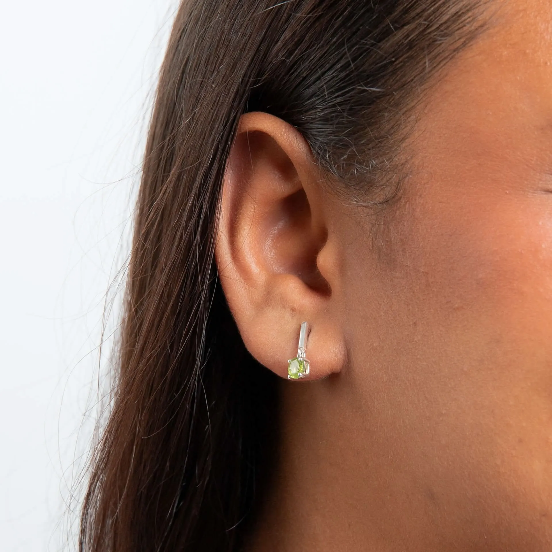 Boucles d'oreilles en argent sterling vert péridot E6486G de la collection Beginnings