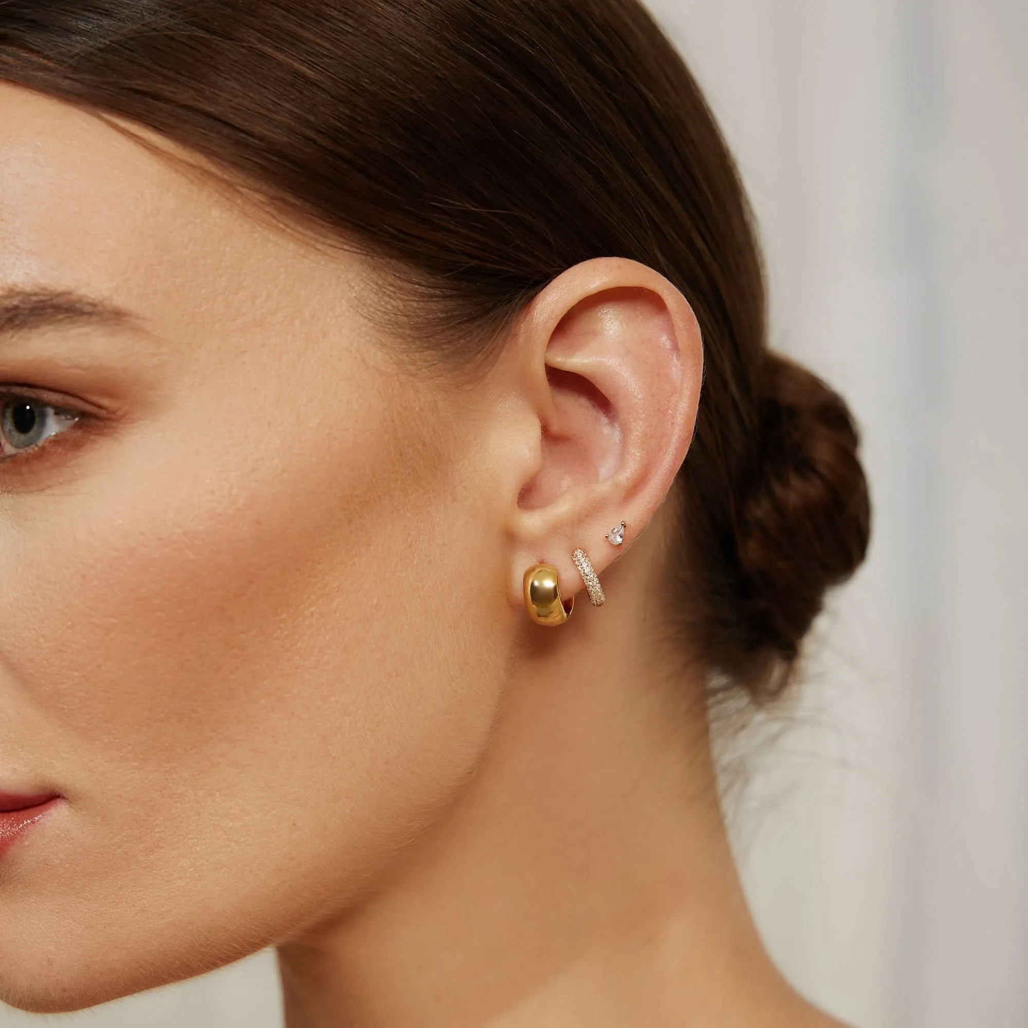 Boucles d'oreilles Huggie petites et dodues en or E064-04G Ania Haie Jewellery