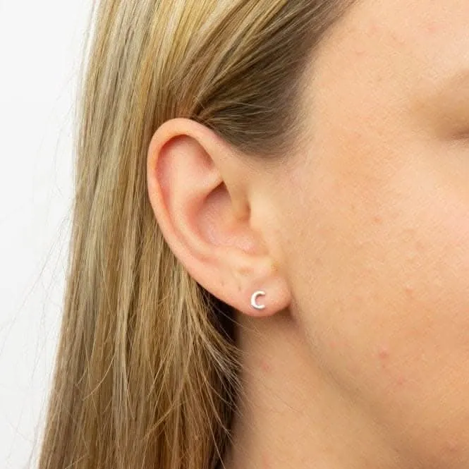 Boucles d'oreilles à clous en argent sterling Initial C E6020 - Bijoux Débuts