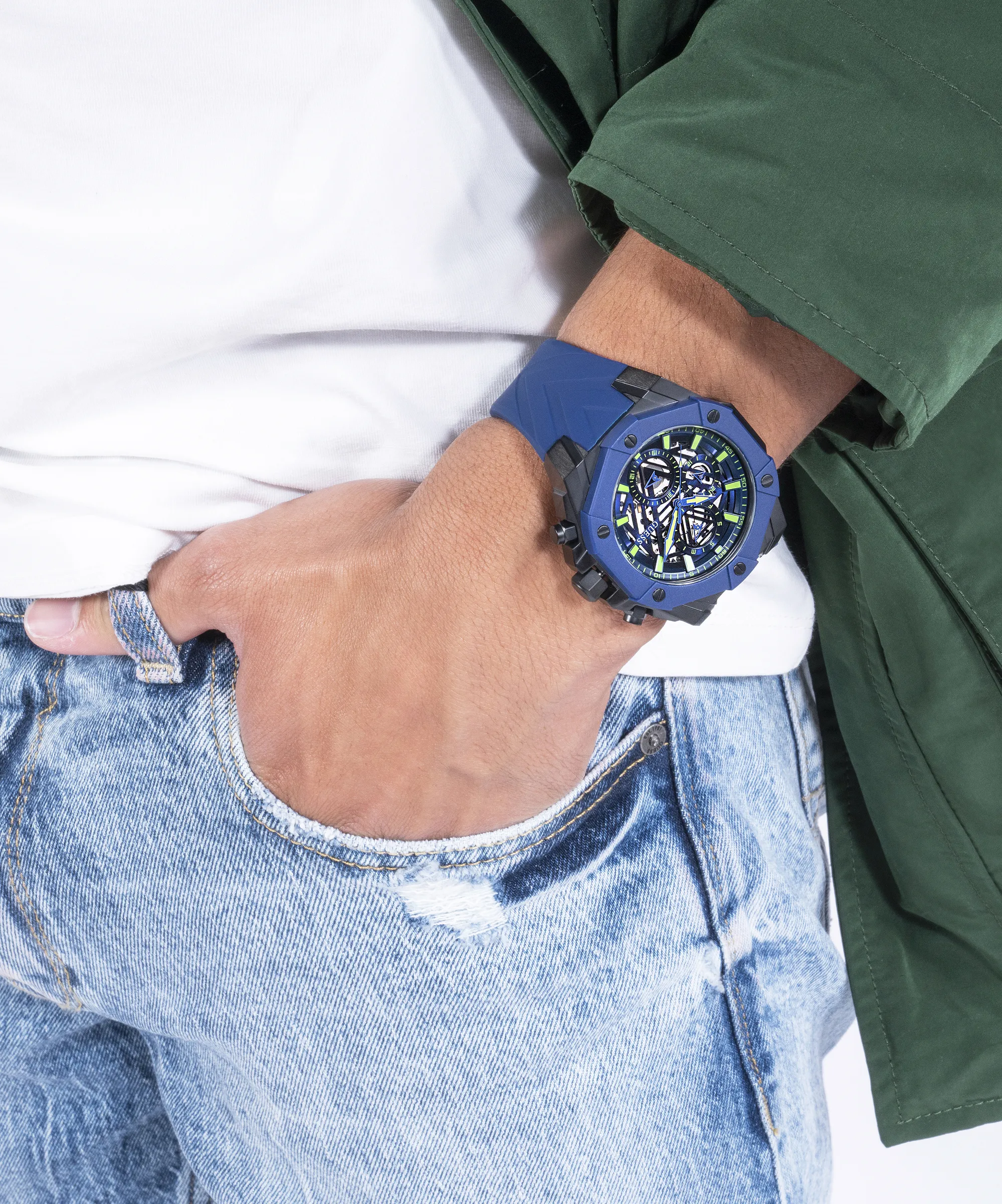Montres Jewelry Guess - Montre Guess en silicone Blue Formula - GW0579G3 - 786533