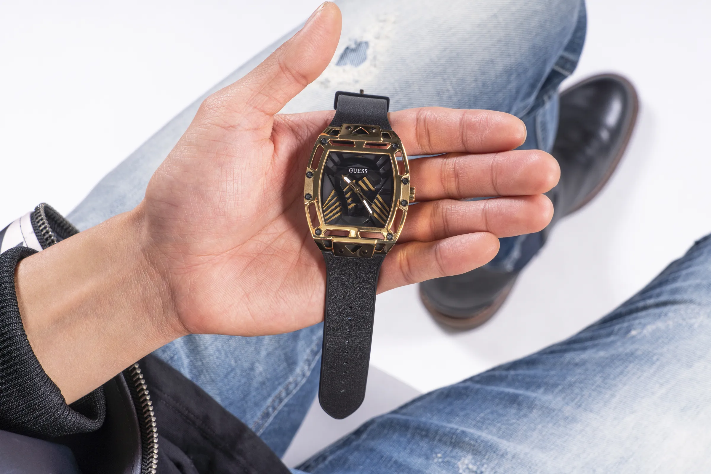 Montres Jewelry Guess Guess - Montre pour Hommes Phoenix Noir et Or - GW0500G1 - 785679