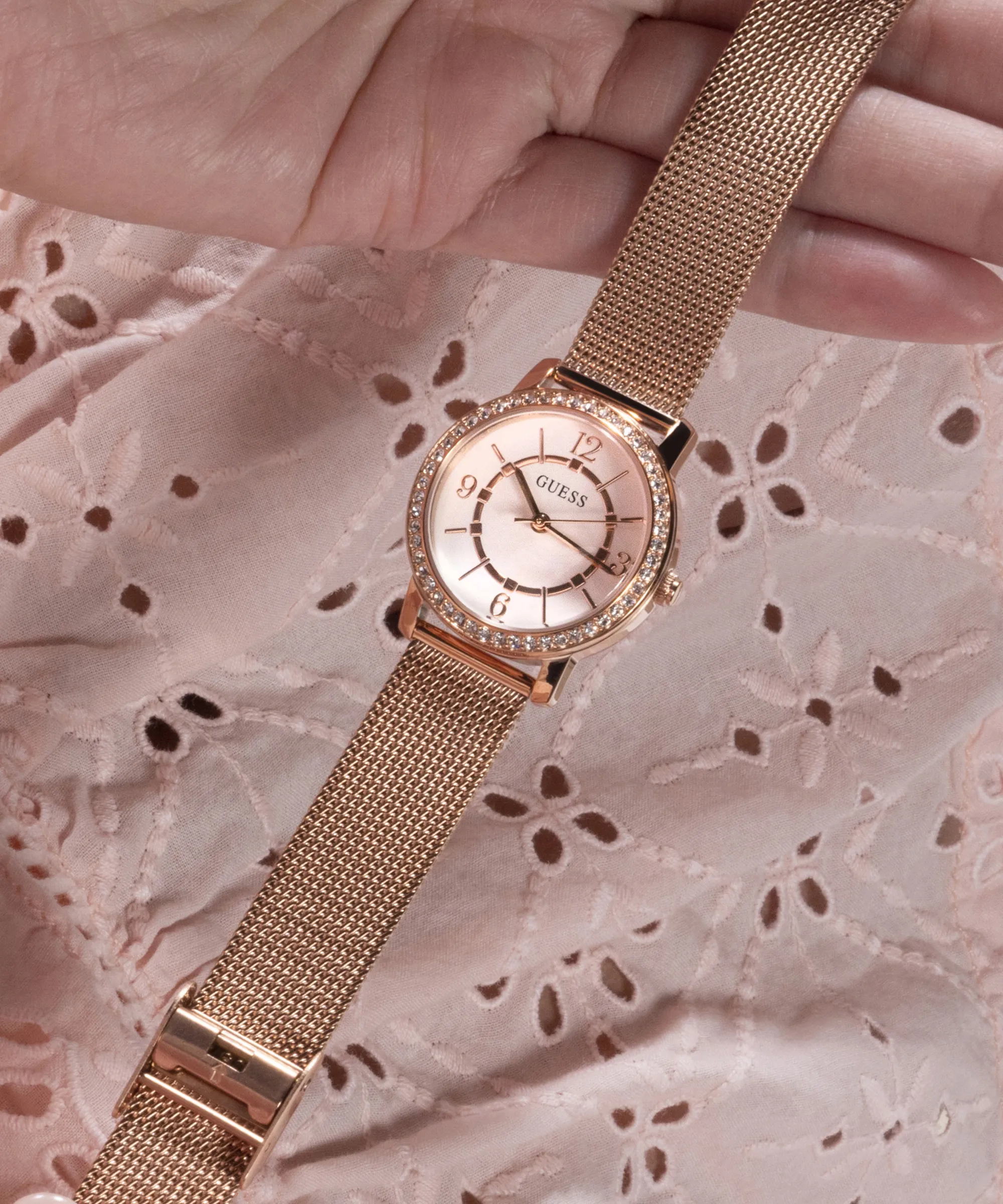 Montres Guess Bijoux Guess - Montre Analogique pour Femmes en Ton Or Rose - GW0534L3 - 787719