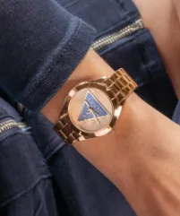 Montres Jewelry Guess Guess - Montre analogique pour femme à trois plaques en ton or rose - GW0675L3 - 788151