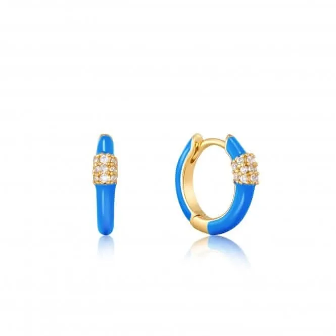 Boucles d'oreilles Huggie en or avec mousqueton émaillé bleu néon E040-01G-NB Ania Haie Jewellery