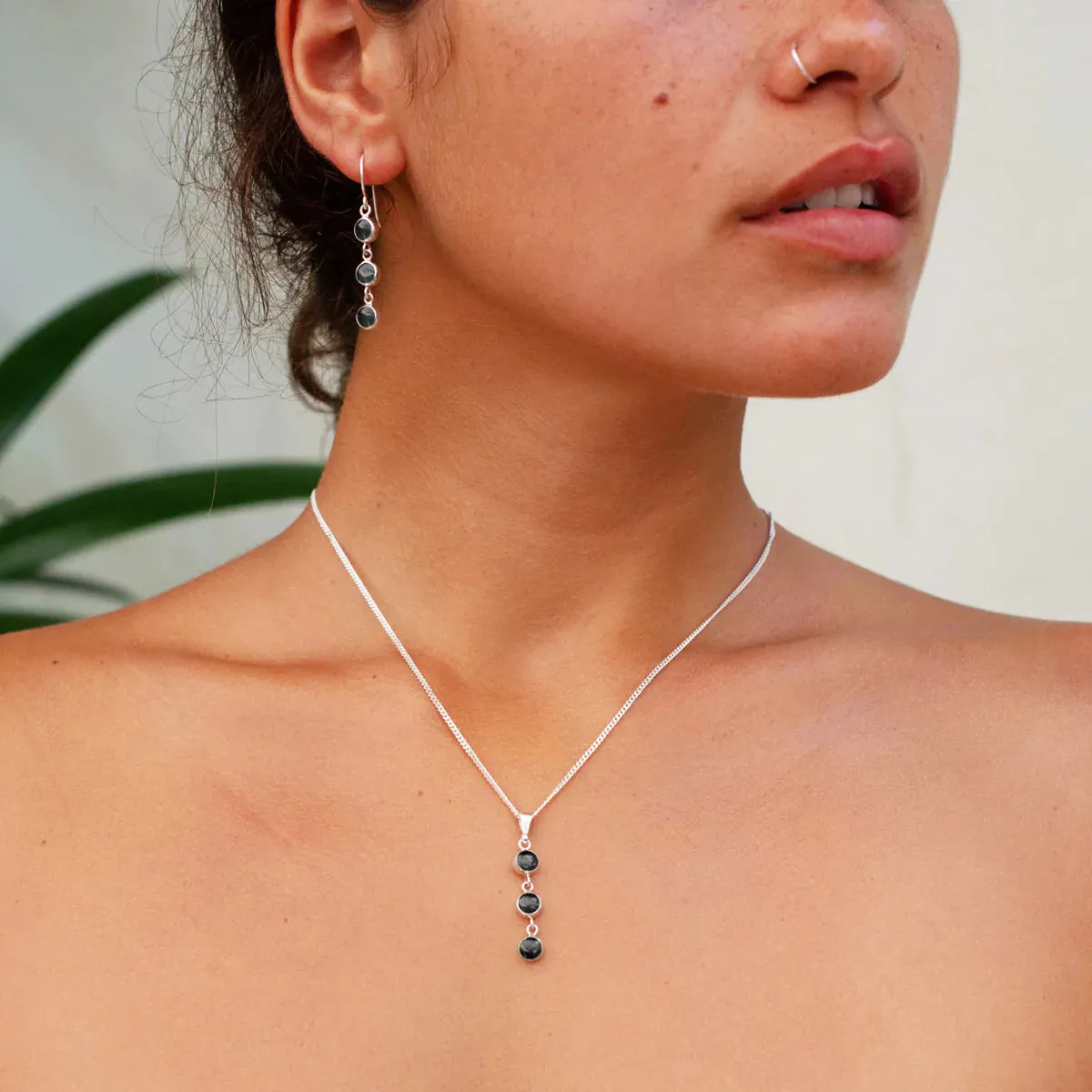 Pendentif Nick Von K Jewellery Black Pounamu 3 Muses